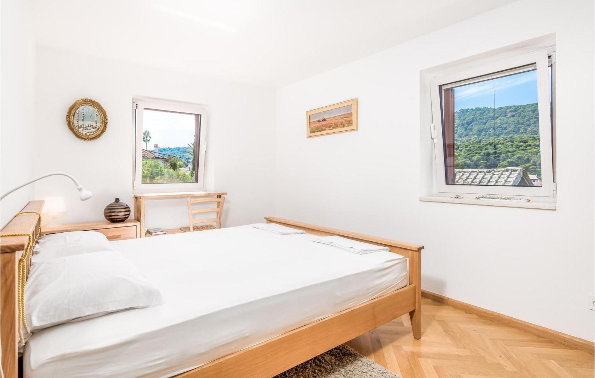 2 Bedroom Awesome Apartment In 베리로신즈 외부 사진